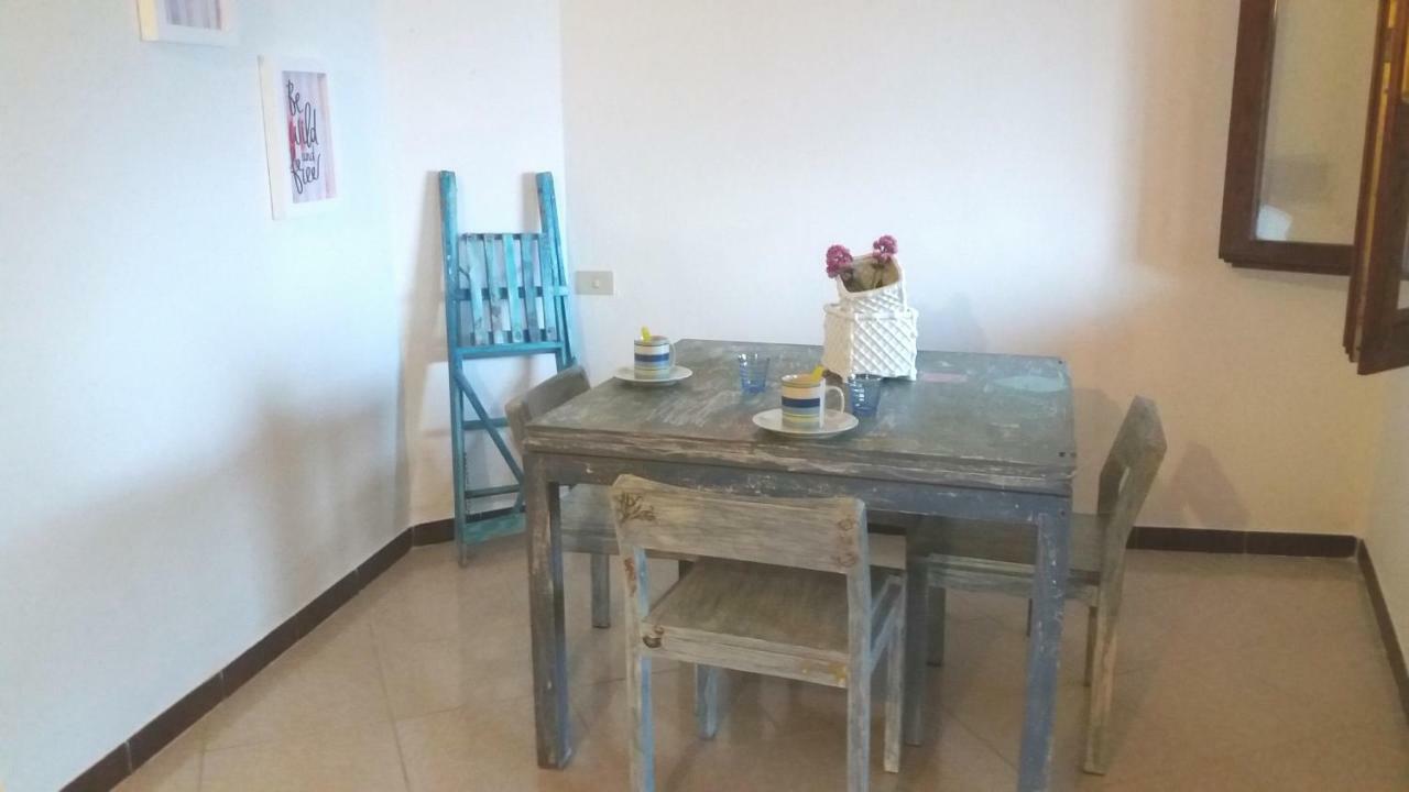 Appartamento Fronte Mare Santa Teresa Gallura Dış mekan fotoğraf